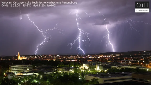 Gewitter_OTH_Regensburg.jpg
