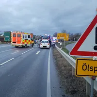 2021-12-01_einsatz_vu_b15_01.jpg
